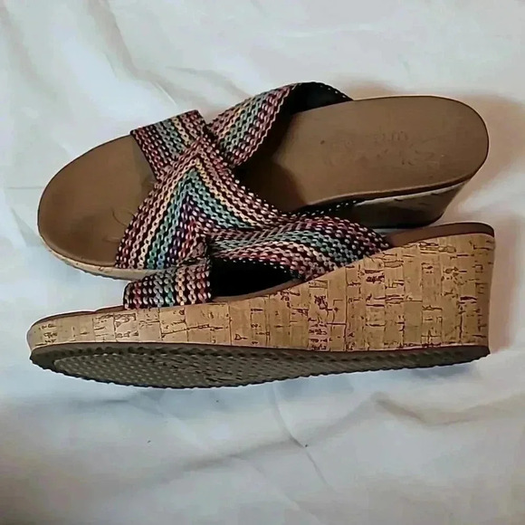 Skechers  Women’s Size‎ 9 US Luxe Foam Cork Wedge Sandals Colorful Strappy - Picture 2 of 6